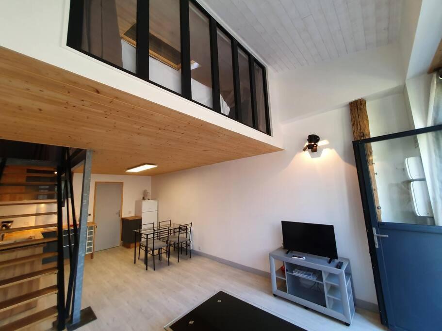 Appartement Centre Ville Au Calme Jardin Et Parking Public ลาโรแชล ภายนอก รูปภาพ